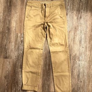 Super cute Khaki pants from American Eagle. Size 8.